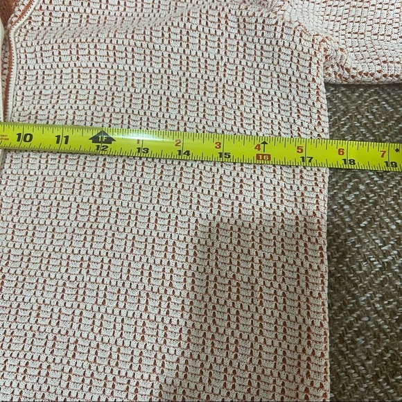 St John Sport Wool Blend Logo Knit Cardigan Sweater Womens P Small Career Casual - Picture 11 of 11